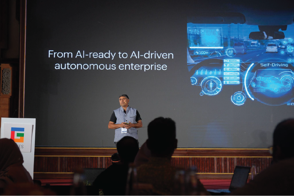 Arun Kumar presenting